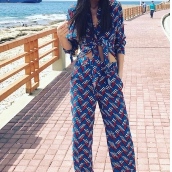 Zara | Pants u0026 Jumpsuits | Zara Geometric Print Trousers Size M | Poshmark